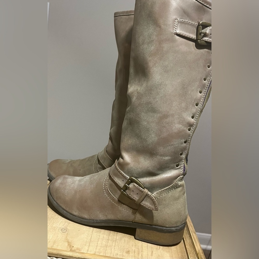 🖤 TRENDY boots in neutral color - Picture 4 of 12